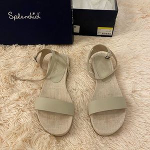 Splendid off white sandal